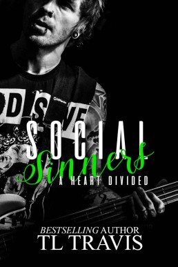 Social Sinners: A Heart Divided (Social Sinners #3)