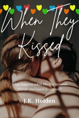 When They Kissed (Holiday FF Romance #1)