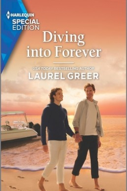 Diving into Forever (Love at Hideaway Wharf 1)