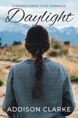 Daylight (A Moonflower Cove #17)